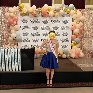 Gorgeous embellished cocktail dress